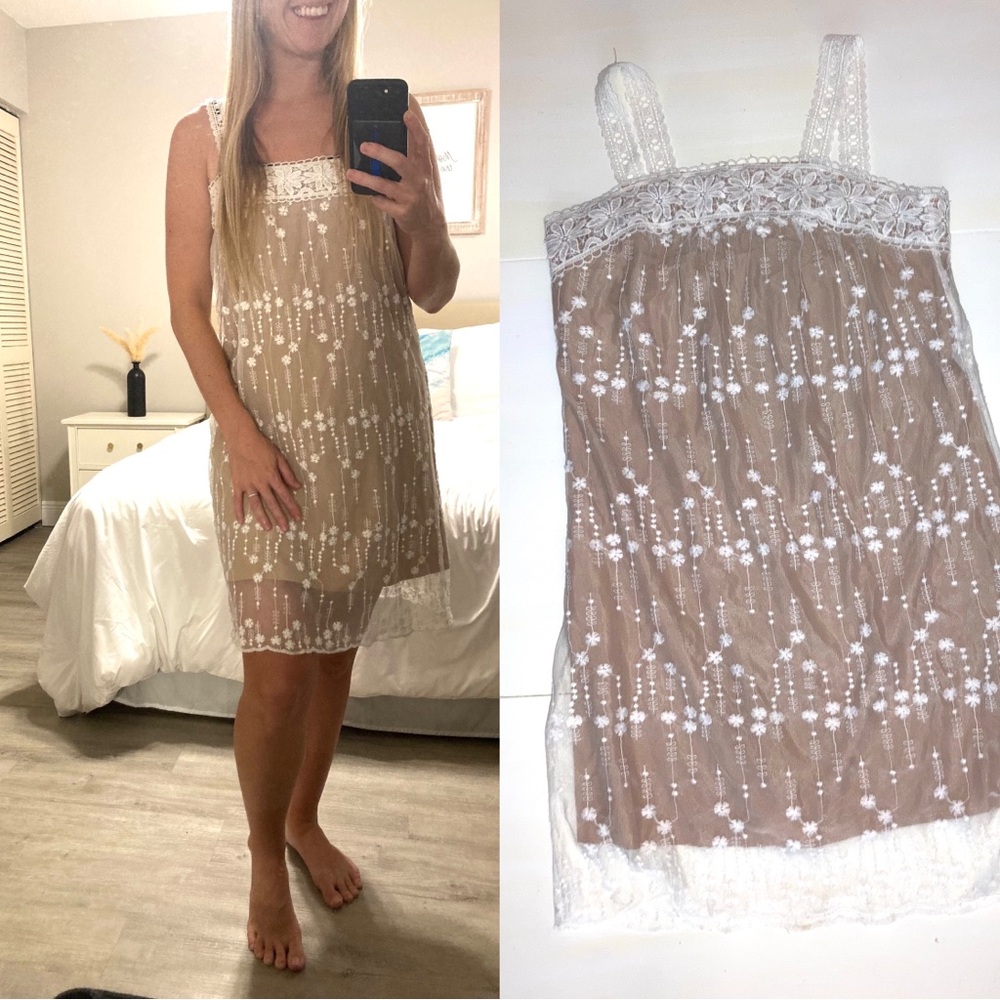 SALE❤️ Vintage Hand Made White Lace Dress